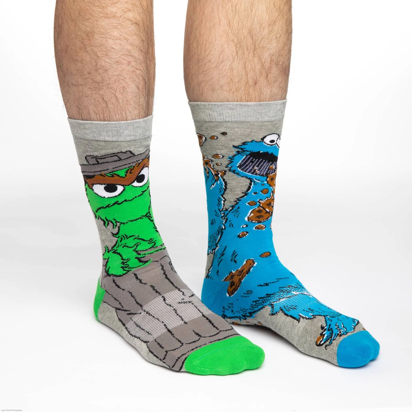 Men's Sesame Street, Oscar And Cookie Monster Socks 2 Men's Sesame Street, Oscar And Cookie Monster Socks - Image 2